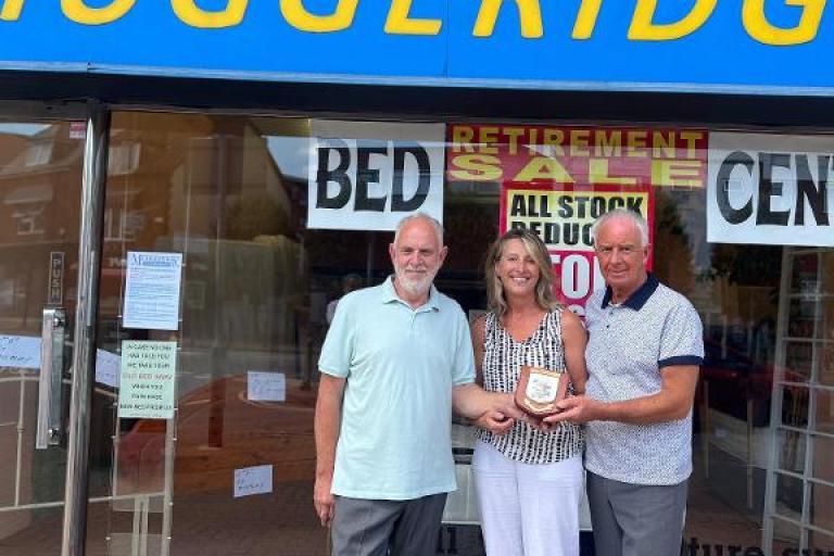 Cllrs Johanne Sexton with muggeridge Cllrs Johanne Sexton with muggeridge